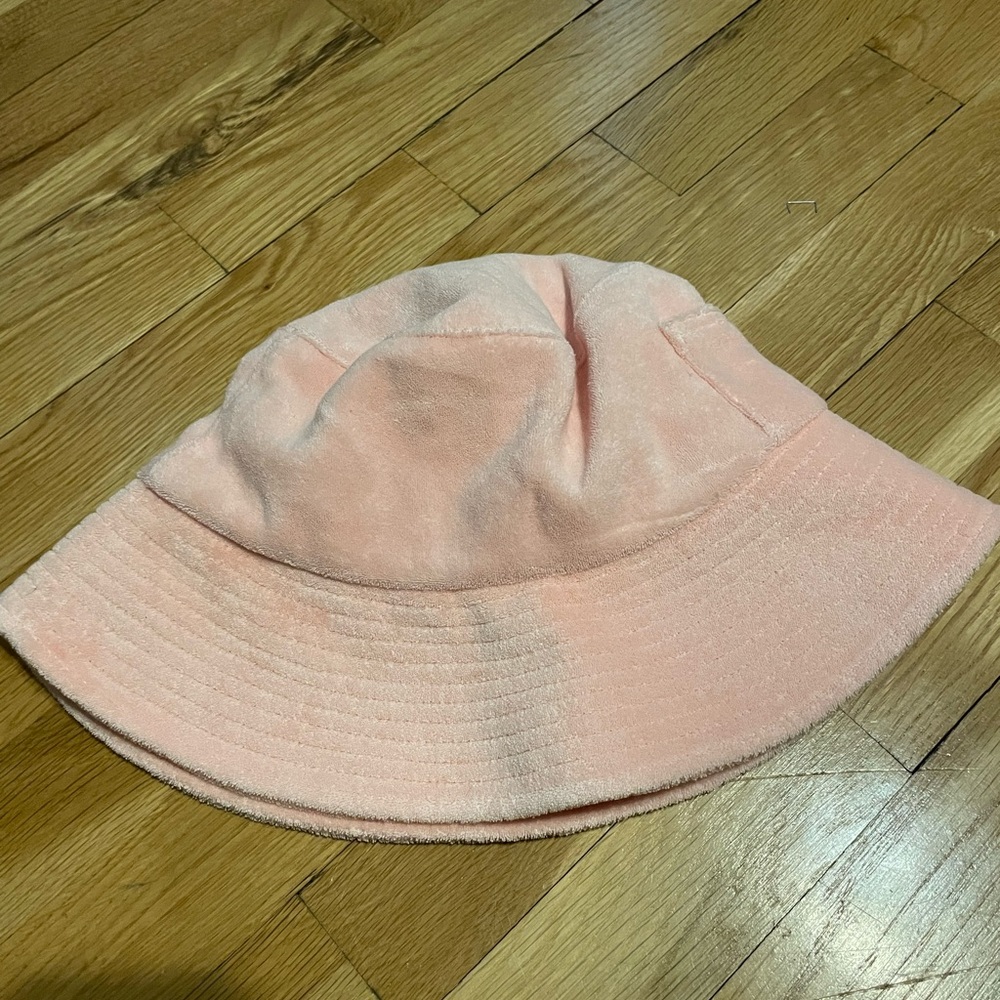NWT Lack of Color Wave Bucket Hat- Pastel Pink Terry size Medium/Large